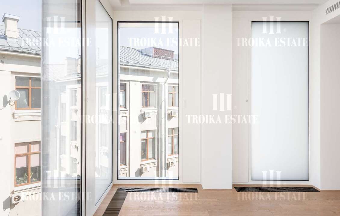 Купить  Апартаменты с отделкой Славянская площадь 2/5с1 метро Китай-город