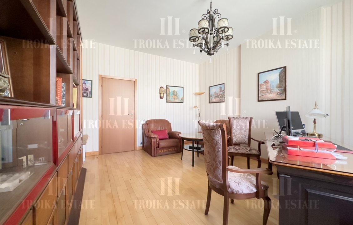 Купить  Квартиру с отделкой Филипповский пер-к 8с1 метро Кропоткинская
