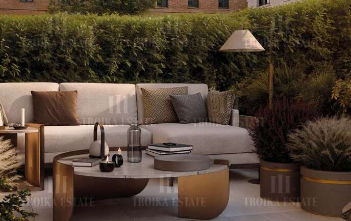 house-img