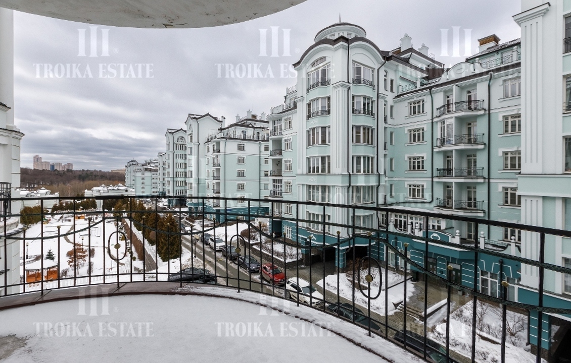 Купить  Квартиру с отделкой Береговая ул. 4к10 метро Щукинская