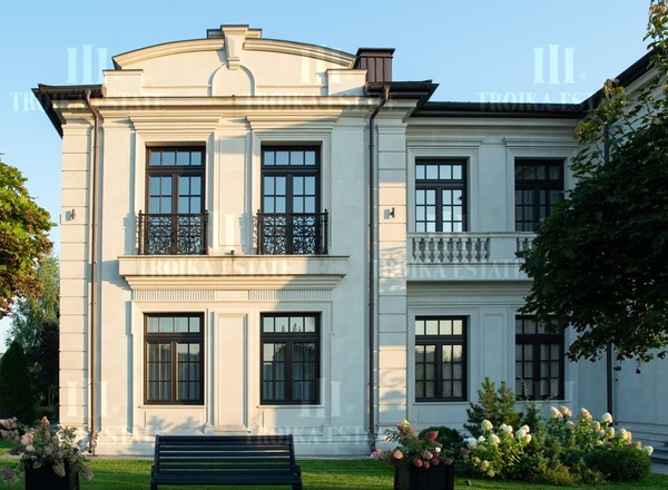 9 км