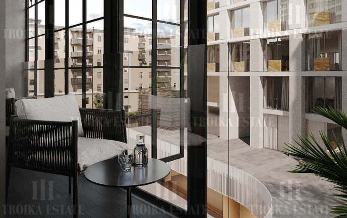 house-img