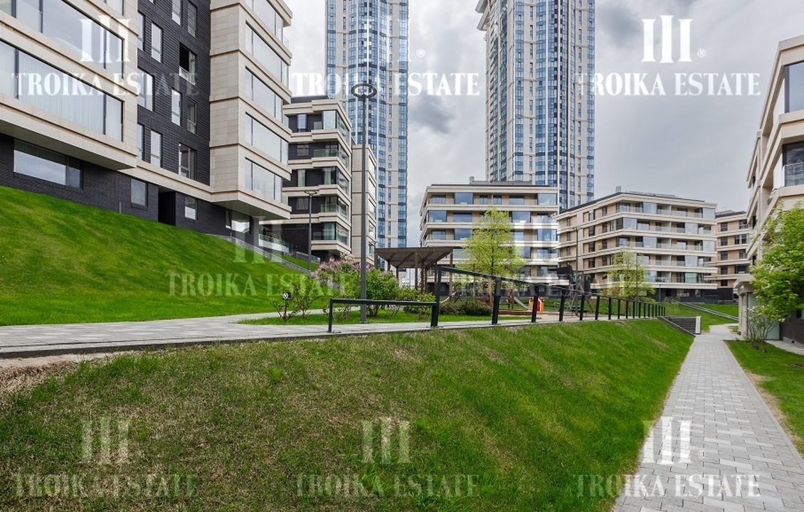 Купить  Пентхаус без отделки Минская ул. 2Вк6 метро Минская