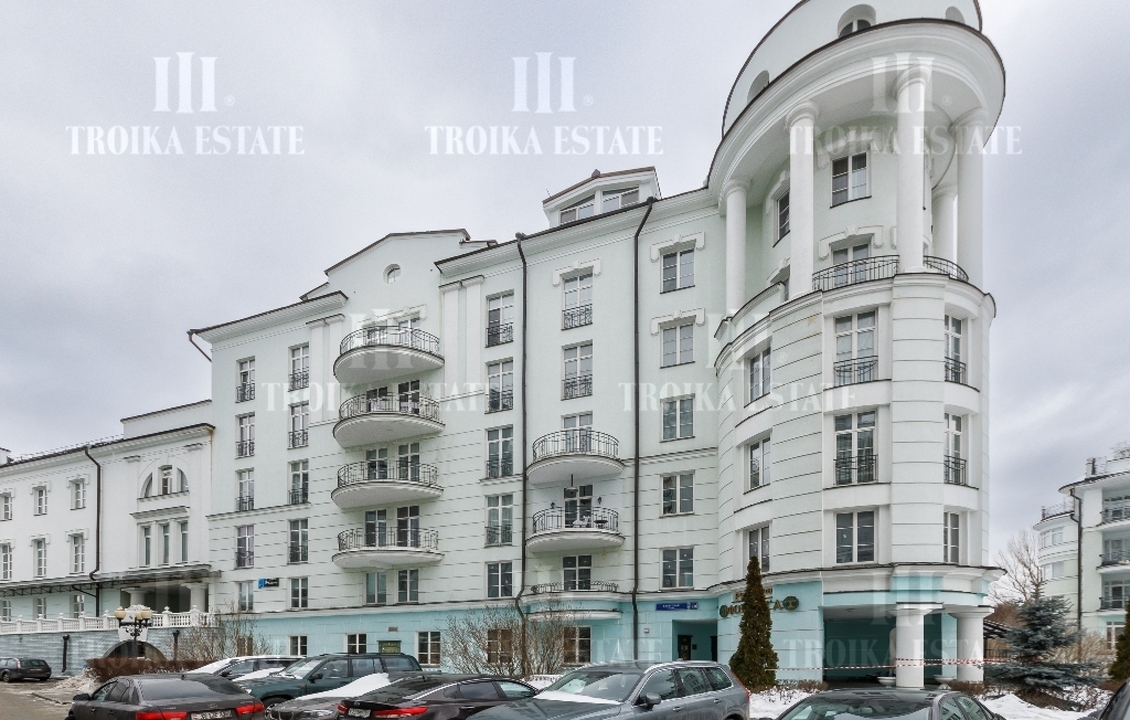 Купить  Квартиру с отделкой Береговая ул. 4к10 метро Щукинская